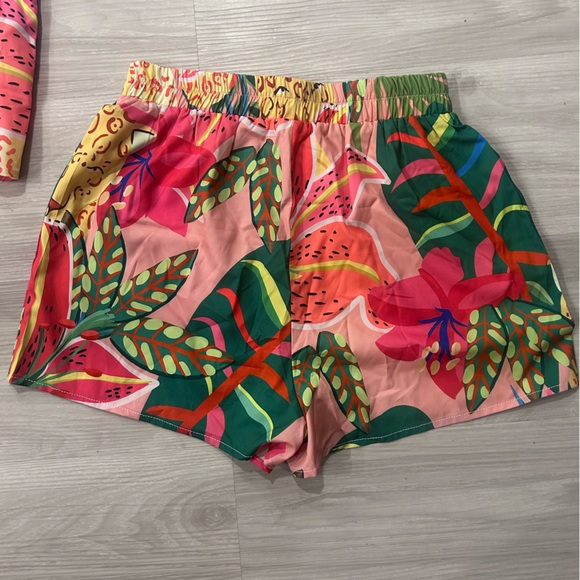 Tropical Print Open Front kimono with shorts set - Picture 8 of 11
